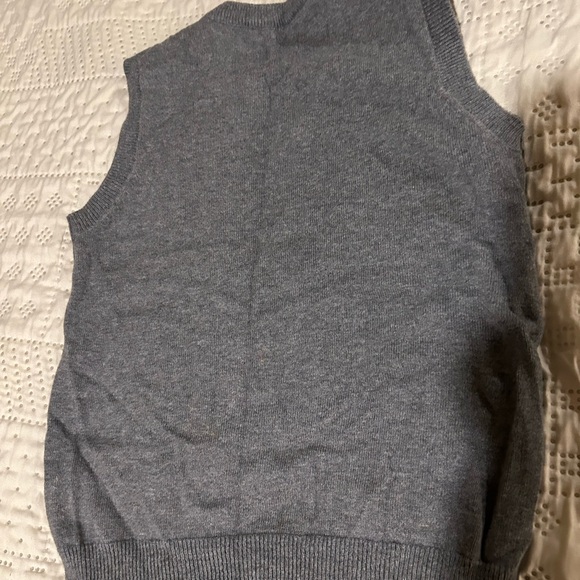 Children’s Place Boy Sweater Vest Gray Argyle Size S 5/6 ** EUC** - Picture 2 of 3